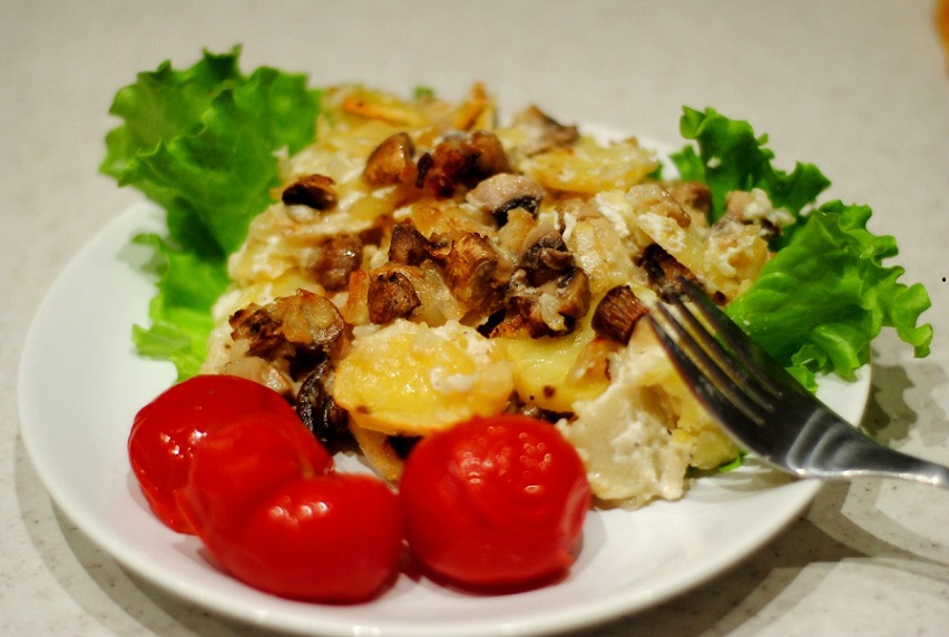 Рулет куриная грудка с грибами и сыром Рулет куриная грудка с грибами и сыром