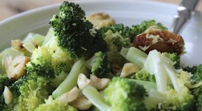 Салат из брокколи – 4 лучших рецепта