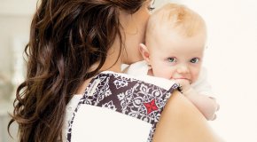 Срыгивание у новорожденных – причины и способы борьбы