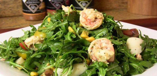 Салат с рукколой – полезные рецепты на каждый день
