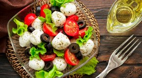Капрезе — пошаговые рецепты итальянского салата