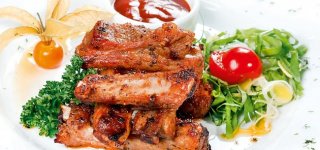 Как вкусно приготовить свиные ребрышки