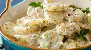 Картофельный салат – 5 сытных рецептов