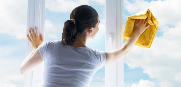Как помыть окна без разводов – 10 способов