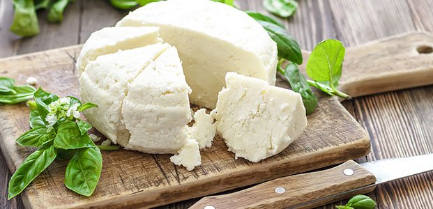 Домашний сыр – 4 простых и вкусных рецепта