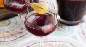 Вино из жимолости – домашние рецепты