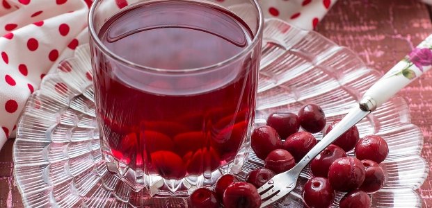 Компот из вишни – 5 вкусных рецептов