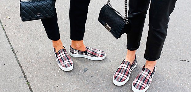 С чем носить слипоны — сочетания модной обуви