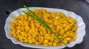 Консервированная кукуруза – 3 простых рецепта
