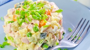 Салат Оливье – 8 вкусных рецептов зимнего салата