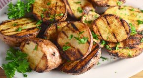 Картошка на мангале: вкусные рецепты
