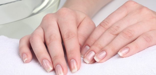 Пятна на ногтях – причины и возможные заболевания