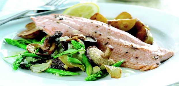 Форель на мангале – рецепты полезной рыбы