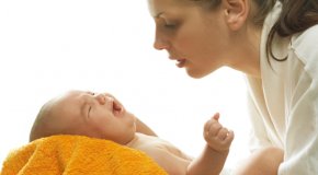 Причины колик у новорожденного