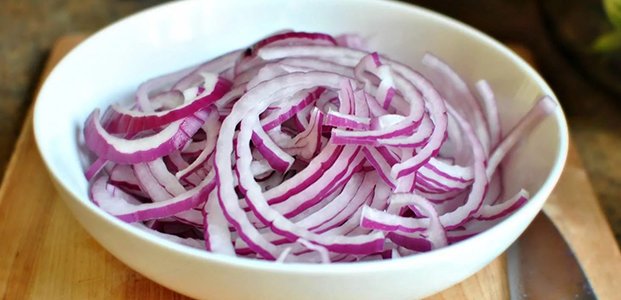 Как вкусно замариновать лук для шашлыка – 4 рецепта