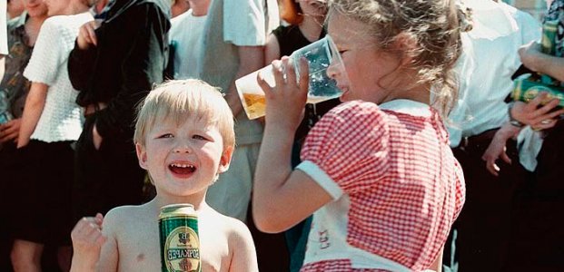 Характер ребенка до пяти лет предсказывает склонность к алкогольной зависимости