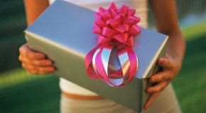 Что подарить на свадьбу — полезные и оригинальные подарки