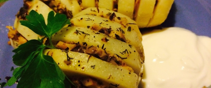 Картошка-гармошка с грибами