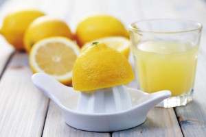 Вред лимонного сока