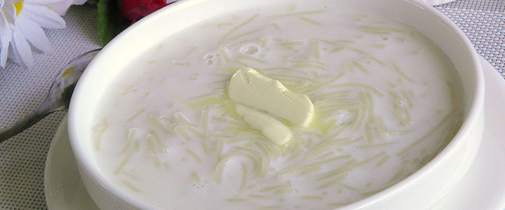 Молочный суп с вермишелью и яйцом