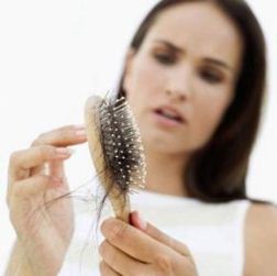 Народные рецепты против выпадения волос
